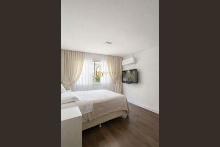 18_photo/94dce6f269.5afd90b9c05d4dec-ATLAS-c91a6424-48e1-4c58-a528-1ff8936d4939.jpg de casa à venda com 5 quartos, 214m² em Boa Vista, Curitiba