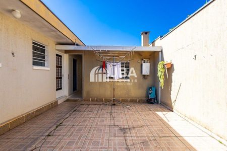 11_photo/94dce6f2e3.e467a4455404b950-ATLAS-10d3026c-ee71-4bb7-8ac1-a7cca8775bec.jpg de casa à venda com 3 quartos, 268m² em Boa Vista, Curitiba