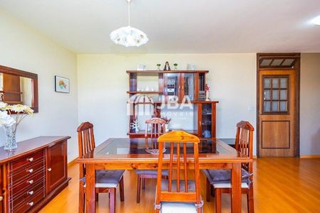 46_photo/94dce6f2e3.e467a4455404b950-ATLAS-6b8a2c4d-9348-4eb1-b37a-9542a53b2825.jpg de casa à venda com 3 quartos, 268m² em Boa Vista, Curitiba