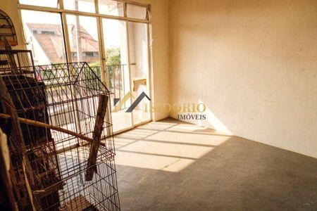 4_photo/94dce6f2e3.e467a4455404b950-ATLAS-b2613dc7-711e-4024-83bd-7ed06086a4e1.jpg de casa à venda com 6 quartos, 144m² em Boa Vista, Curitiba