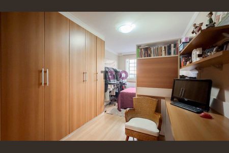 26_photo/94dce6f3b9.bd88f4c23bd4aa3d-ATLAS-33066b3d-6d3b-4675-856d-23541ab783de.jpg de casa à venda com 4 quartos, 198m² em Boa Vista, Curitiba