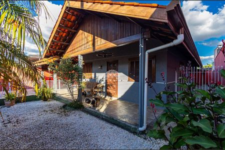 4_photo/94dce6f3d3.b38ac4619dd2e4c9-ATLAS-0e08f8bb-b9cf-4434-a023-de86c94f4c0d.jpg de casa à venda com 4 quartos, 270m² em Boa Vista, Curitiba