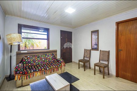 5_photo/94dce6f3d3.b38ac4619dd2e4c9-ATLAS-12077502-83ea-4864-b2c5-d6409ec4ace0.jpg de casa à venda com 4 quartos, 270m² em Boa Vista, Curitiba