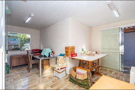 39_photo/94dce6f3d3.b38ac4619dd2e4c9-ATLAS-b58e7c2c-f5f0-4813-8f04-8261dcb155ff.jpg de casa à venda com 4 quartos, 270m² em Boa Vista, Curitiba