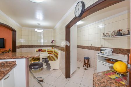 42_photo/94dce6f4e3.a3ae9ae7e703bbee-ATLAS-07fbd88d-8ef4-4758-a3d1-58873020e0db.jpg de casa à venda com 6 quartos, 640m² em Boa Vista, Curitiba