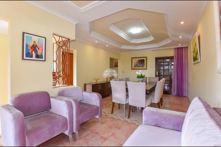 15_photo/94dce6f4e3.a3ae9ae7e703bbee-ATLAS-25800437-e09a-4eb0-ab5c-6bc744bc11a5.jpg de casa à venda com 6 quartos, 640m² em Boa Vista, Curitiba