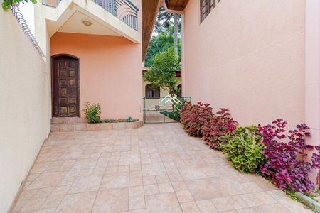 12_photo/94dce6f4e3.a3ae9ae7e703bbee-ATLAS-2849c2c7-9374-46fd-b1e6-45d79422c41a.jpg de casa à venda com 5 quartos, 528m² em Boa Vista, Curitiba