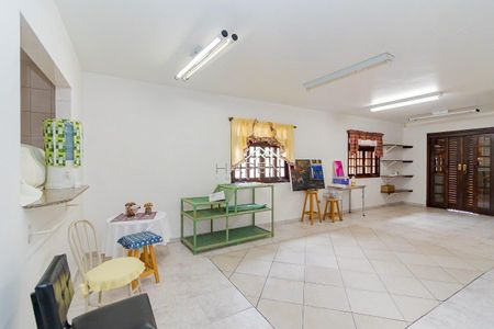 9_photo/94dce6f4e3.a3ae9ae7e703bbee-ATLAS-2f4966bd-4347-4cd9-b7fa-7f88aecbd478.jpg de casa à venda com 5 quartos, 528m² em Boa Vista, Curitiba