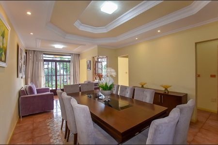 12_photo/94dce6f4e3.a3ae9ae7e703bbee-ATLAS-5df55d4f-44ff-4766-9498-61080860ea76.jpg de casa à venda com 6 quartos, 640m² em Boa Vista, Curitiba