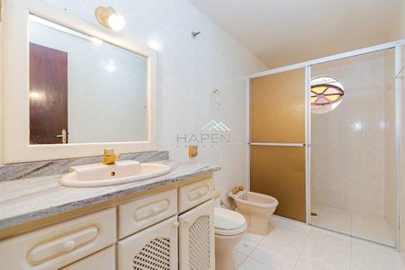 4_photo/94dce6f4e3.a3ae9ae7e703bbee-ATLAS-612304cf-57a2-45b9-83ed-fe2ef59daa2d.jpg de casa à venda com 5 quartos, 528m² em Boa Vista, Curitiba