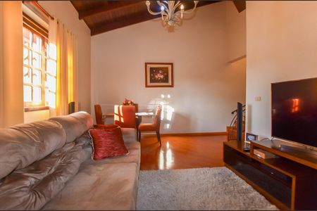 36_photo/94dce6f4e3.a3ae9ae7e703bbee-ATLAS-6e82d514-d5a6-4ef5-a40d-3d571929c775.jpg de casa à venda com 6 quartos, 640m² em Boa Vista, Curitiba