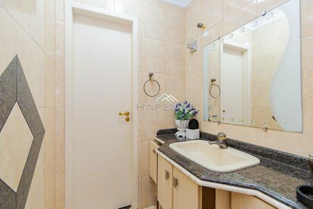 8_photo/94dce6f4e3.a3ae9ae7e703bbee-ATLAS-91dbb344-3971-44dc-b3cd-d4600b2204ee.jpg de casa à venda com 5 quartos, 528m² em Boa Vista, Curitiba