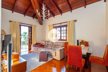 10_photo/94dce6f4e3.a3ae9ae7e703bbee-ATLAS-997bd6e7-cc45-445f-8ba0-8a20bf5095ea.jpg de casa à venda com 5 quartos, 528m² em Boa Vista, Curitiba