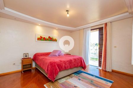 4_photo/94dce6f4e3.a3ae9ae7e703bbee-ATLAS-9e74749e-72ce-4e58-87ca-2c02bdba7e16.jpg de casa à venda com 5 quartos, 528m² em Boa Vista, Curitiba