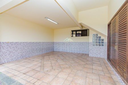 10_photo/94dce6f4e3.a3ae9ae7e703bbee-ATLAS-b192f8f9-72e1-4592-82c2-4b4542d2a93d.jpg de casa à venda com 5 quartos, 528m² em Boa Vista, Curitiba