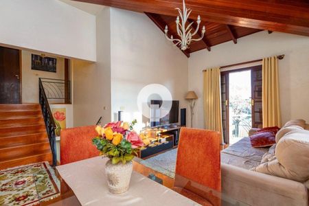 8_photo/94dce6f4e3.a3ae9ae7e703bbee-ATLAS-b553e15c-a8bb-4836-b7b8-96e6577ddc88.jpg de casa à venda com 5 quartos, 528m² em Boa Vista, Curitiba