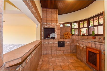 30_photo/94dce6f4e3.a3ae9ae7e703bbee-ATLAS-c68cd11b-bc78-4ea3-8bf4-21fa5abf41cb.jpg de casa à venda com 6 quartos, 640m² em Boa Vista, Curitiba