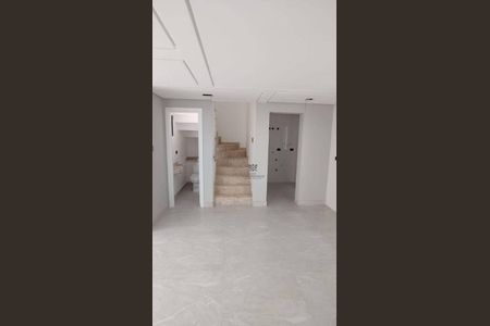 29_photo/94dce6f511.b9aac90f0ed7d7d1-ATLAS-a9dcd1f6-5d3d-465a-b3ba-f433aec2906c.jpg de casa à venda com 3 quartos, 123m² em Boa Vista, Curitiba