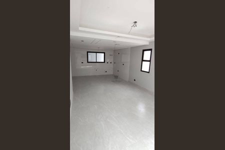 31_photo/94dce6f511.b9aac90f0ed7d7d1-ATLAS-fe9ad856-398e-47c0-88b8-fb89c4c79b41.jpg de casa à venda com 3 quartos, 123m² em Boa Vista, Curitiba