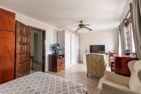 2_photo/94dce6f57d.760d7ecec936a2b8-ATLAS-0a09f703-ee59-47c3-86e7-9b9ff6612fd9.jpg de casa à venda com 0 quarto, 170m² em Boa Vista, Curitiba