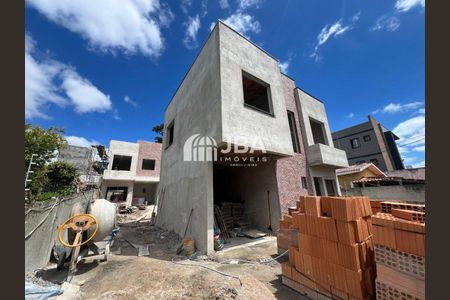 32_photo/94dce6f62b.df2406aa61ba3211-ATLAS-f247f3bb-f14d-4750-adf7-36aa9cdfc43f.jpg de casa à venda com 0 quarto, 108m² em Santa Cândida, Curitiba