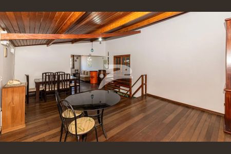 21_photo/94dce6f65d.cda01c5f2bf1a0d1-ATLAS-365d203d-55f6-417c-b2f4-caa03455262c.jpg de casa à venda com 3 quartos, 151m² em Boa Vista, Curitiba