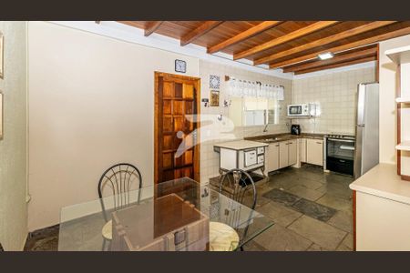 11_photo/94dce6f65d.cda01c5f2bf1a0d1-ATLAS-d602de21-fa61-408c-b6d9-07cbddecef57.jpg de casa à venda com 3 quartos, 151m² em Boa Vista, Curitiba