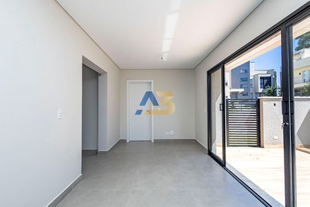 1_photo/94dce6f6a1.d089674a9b2a0c73-ATLAS-d0ee40bd-c7ab-470c-be4e-ac632e2ba702.jpg de casa à venda com 4 quartos, 350m² em Boa Vista, Curitiba