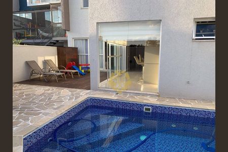 20_photo/94dce6f6a1.f219a6c507a36e5d-ATLAS-9d77032e-e7ba-4b00-828d-d66c922491fd.jpg de casa à venda com 3 quartos, 253m² em Boa Vista, Curitiba