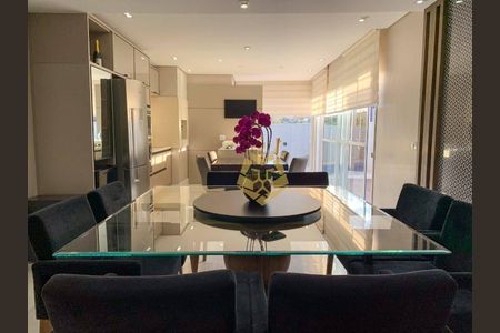 17_photo/94dce6f6a1.f219a6c507a36e5d-ATLAS-b2896cdf-be72-49fa-abf9-d69891b345d7.jpg de casa à venda com 3 quartos, 253m² em Boa Vista, Curitiba