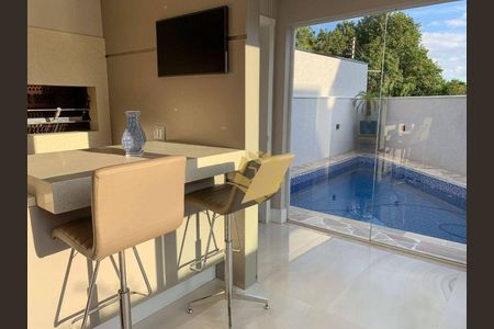 16_photo/94dce6f6a1.f219a6c507a36e5d-ATLAS-bb3fc631-c512-4ba1-8f9e-3868c3a8566e.jpg de casa à venda com 3 quartos, 253m² em Boa Vista, Curitiba