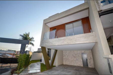 7_photo/94dce6f6a3.ac27657d5f4d7d4b-ATLAS-38e3a54d-8f81-4a59-950e-9f06bbcdb220.jpg de casa à venda com 3 quartos, 298m² em Boa Vista, Curitiba