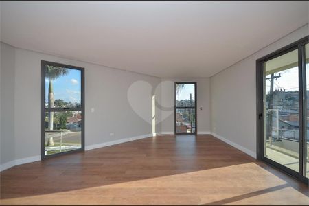 3_photo/94dce6f6a3.ac27657d5f4d7d4b-ATLAS-e0a4073b-c135-42fd-98dc-0bdbc27cfaf0.jpg de casa à venda com 3 quartos, 298m² em Boa Vista, Curitiba