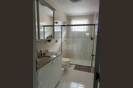 5_photo/94dce6f6f3.cb21989ac08b58f2-ATLAS-75d56f28-a0b8-4314-8f12-3374e2cf3ba5.jpg de casa à venda com 4 quartos, 198m² em Boa Vista, Curitiba