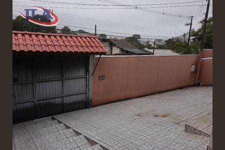 2_photo/94dce6f709.751bca41ac608a7d-ATLAS-3e2faf64-8d09-4963-8686-d407e8e0b28b.jpg de casa à venda com 4 quartos, 150m² em Boa Vista, Curitiba