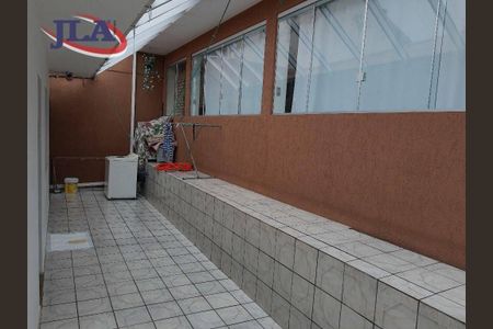 18_photo/94dce6f709.751bca41ac608a7d-ATLAS-afce44e4-6484-405c-b837-3b791e09cb31.jpg de casa à venda com 4 quartos, 150m² em Boa Vista, Curitiba
