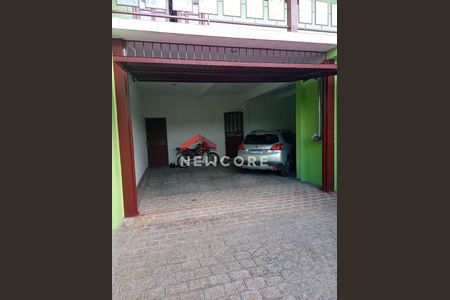 6_photo/94dce6f70f.34beb6889ad9cd13-ATLAS-183bc9e3-7db7-43d7-882d-2ba613fad573.jpg de casa à venda com 3 quartos, 400m² em Boa Vista, Curitiba