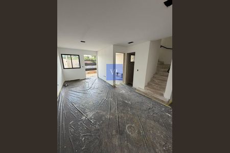 5_photo/94dce6f72b.4c157fceb05af543-ATLAS-ed31af66-6701-40f3-abc3-b9afcaba88fd.jpg de casa à venda com 3 quartos, 134m² em Boa Vista, Curitiba