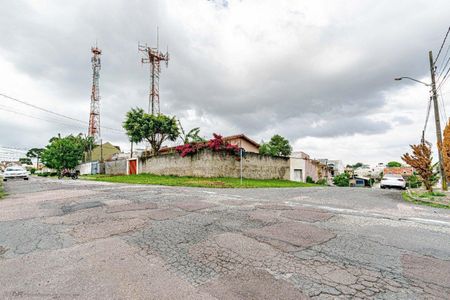 12_photo/94dce6f743.e3c2cf868e3fec68-ATLAS-45f479f2-31f8-42e8-affa-b948d05b906c.jpg de casa à venda com 3 quartos, 150m² em Boa Vista, Curitiba