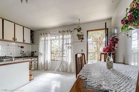 11_photo/94dce6f743.e3c2cf868e3fec68-ATLAS-e8dc8596-bf15-40cb-96fe-25df1a96e517.jpg de casa à venda com 3 quartos, 150m² em Boa Vista, Curitiba