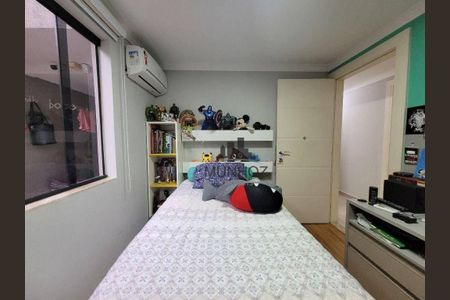 50_photo/94dce6f76d.a9ad82c0a29b9a19-ATLAS-4ada681f-2633-481b-bc8a-d136d13c9f3d.jpg de casa à venda com 3 quartos, 659m² em Boa Vista, Curitiba