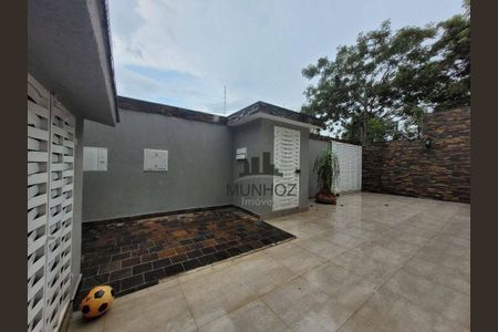 7_photo/94dce6f76d.a9ad82c0a29b9a19-ATLAS-7bc8214d-2fc6-4528-88a9-4ae6601cb55e.jpg de casa à venda com 3 quartos, 659m² em Boa Vista, Curitiba