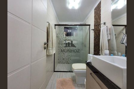 46_photo/94dce6f76d.a9ad82c0a29b9a19-ATLAS-862a3eba-ba67-4cd8-83f3-2e462b9fb1c4.jpg de casa à venda com 3 quartos, 659m² em Boa Vista, Curitiba