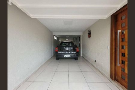 9_photo/94dce6f76d.a9ad82c0a29b9a19-ATLAS-fcec09a7-309f-4747-bb75-e341ed34fc1e.jpg de casa à venda com 3 quartos, 659m² em Boa Vista, Curitiba