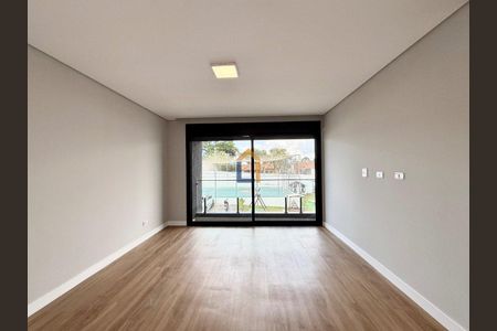 45_photo/94dce6f7e9.cc4ef3c02454e7cc-ATLAS-18e1a762-b2c7-464b-babb-f6b548e4df8b.jpg de casa à venda com 3 quartos, 194m² em Santa Cândida, Curitiba