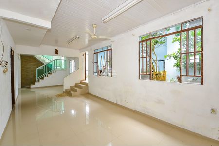 29_photo/94dce6f837.8e620eb7c3ed62ec-ATLAS-7455941e-56b8-4e2a-9703-c7c51e993616.jpg de casa à venda com 3 quartos, 163m² em Santa Cândida, Curitiba