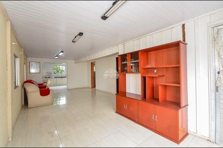 5_photo/94dce6f837.8e620eb7c3ed62ec-ATLAS-eeb0ed4b-6a91-455a-930d-c5b109587e4d.jpg de casa à venda com 3 quartos, 163m² em Santa Cândida, Curitiba