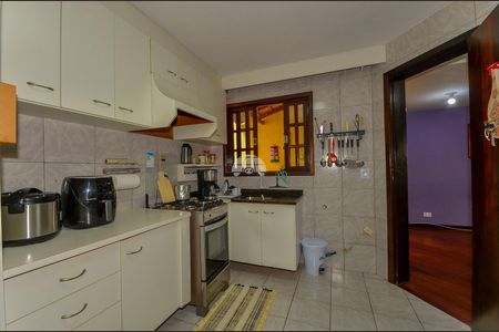 27_photo/94dce6f88d.7de817409d671a5e-ATLAS-5bd83ca9-a2fd-4cba-94bb-947d7a53e220.jpg de casa à venda com 3 quartos, 123m² em Santa Cândida, Curitiba