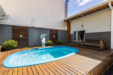 8_photo/94dce6f8eb.598c66e7e5047e83-ATLAS-2f507ab4-5b42-47d1-906a-d06b8d5ca5eb.jpg de casa à venda com 3 quartos, 250m² em Santa Cândida, Curitiba