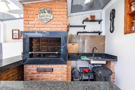 28_photo/94dce6f8eb.598c66e7e5047e83-ATLAS-9a98bd71-5b08-4047-8d26-5cecfa465483.jpg de casa à venda com 3 quartos, 250m² em Santa Cândida, Curitiba